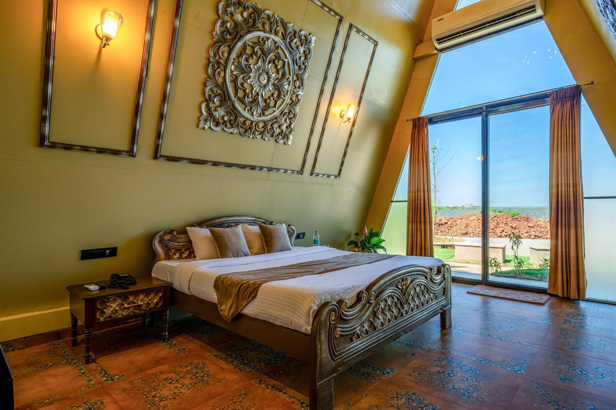Dio Regaalo Theme Resort, Ratnāgiri Eksteriør bilde