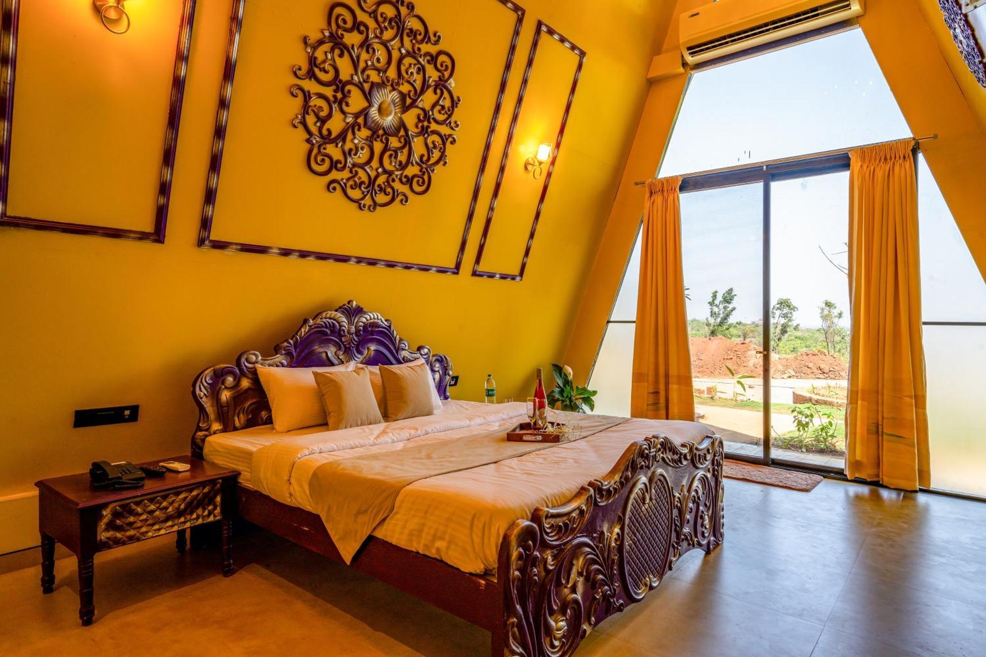 Dio Regaalo Theme Resort, Ratnāgiri Eksteriør bilde