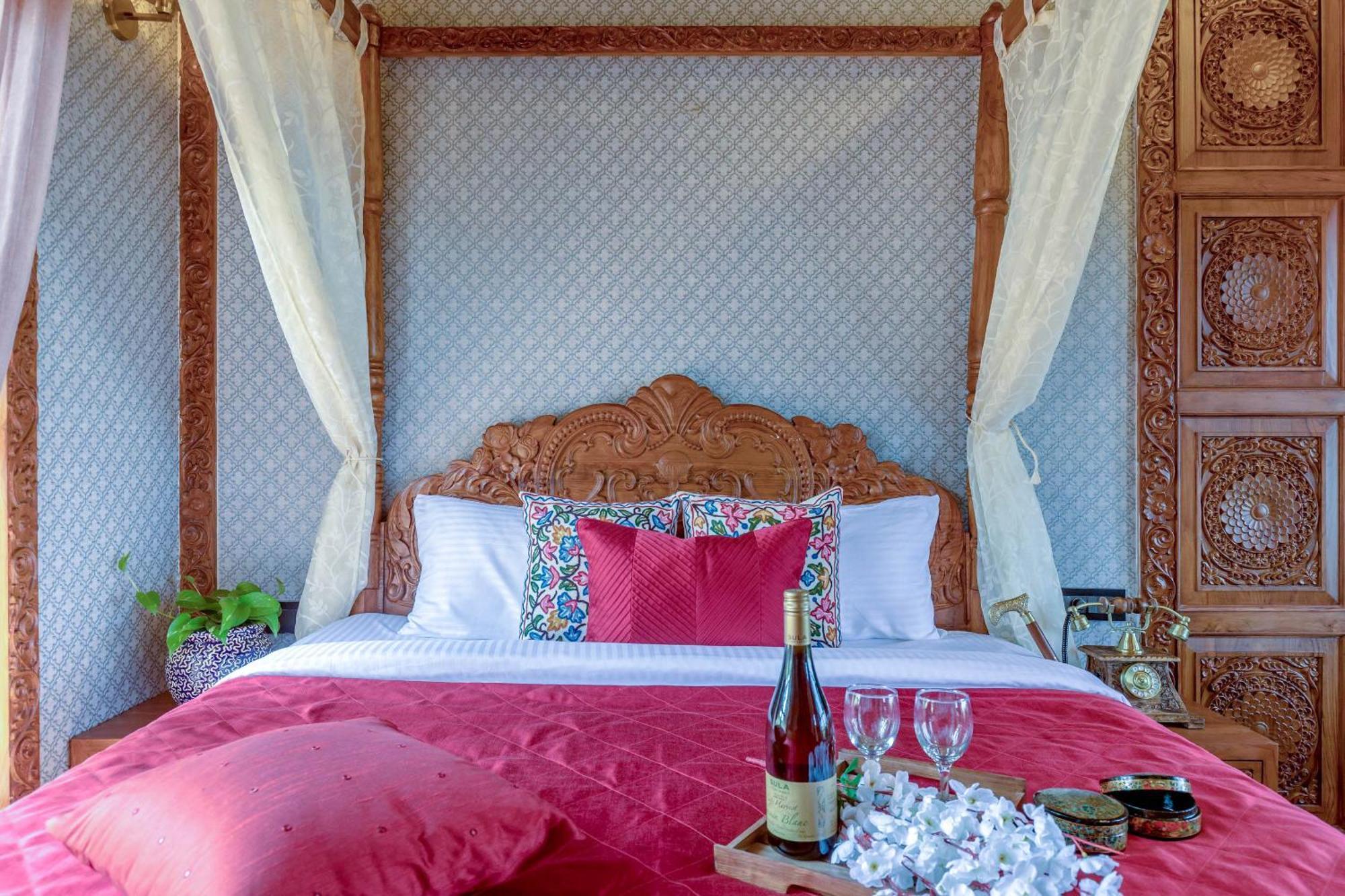 Dio Regaalo Theme Resort, Ratnāgiri Eksteriør bilde