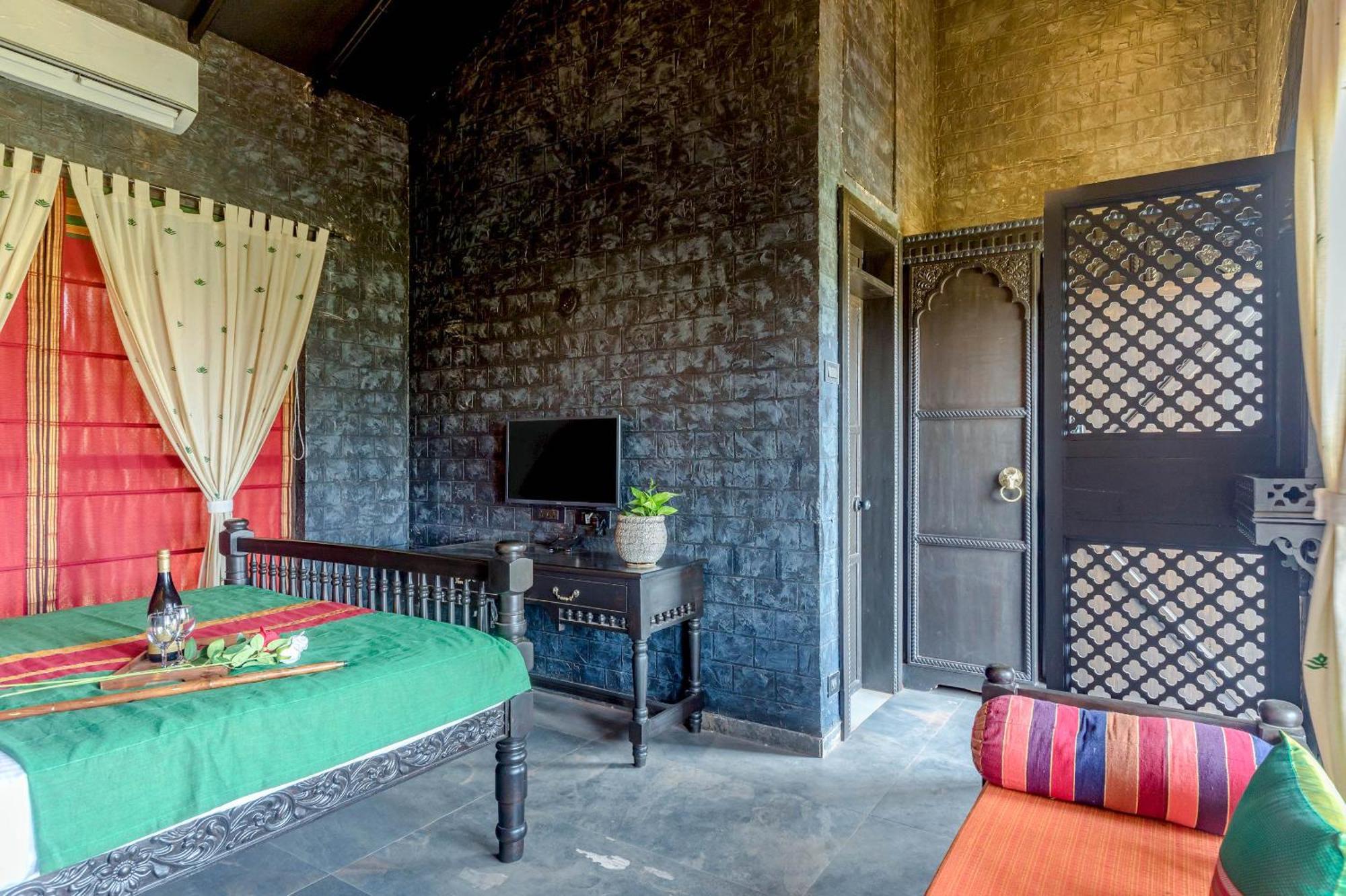 Dio Regaalo Theme Resort, Ratnāgiri Eksteriør bilde
